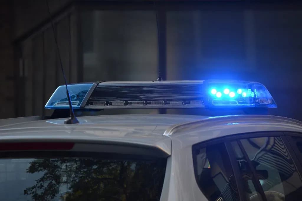 Kiedy policja może wejść na teren prywatny? Poznaj swoje prawa